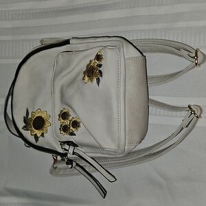 Floral Embroidered Cream Backpack